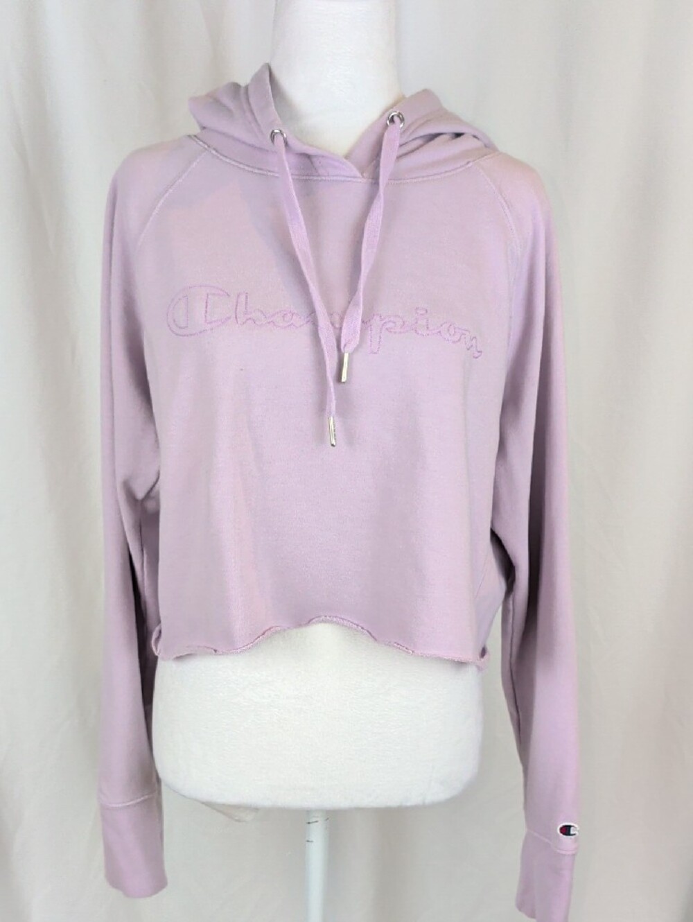 Champion Lavender Purple Embroidered Logo Cropped Hoodie Size L